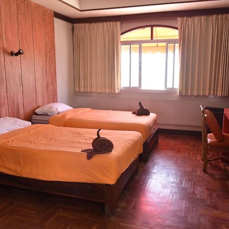 The Palm Delight Lodge Джомтиен Бийч Екстериор снимка