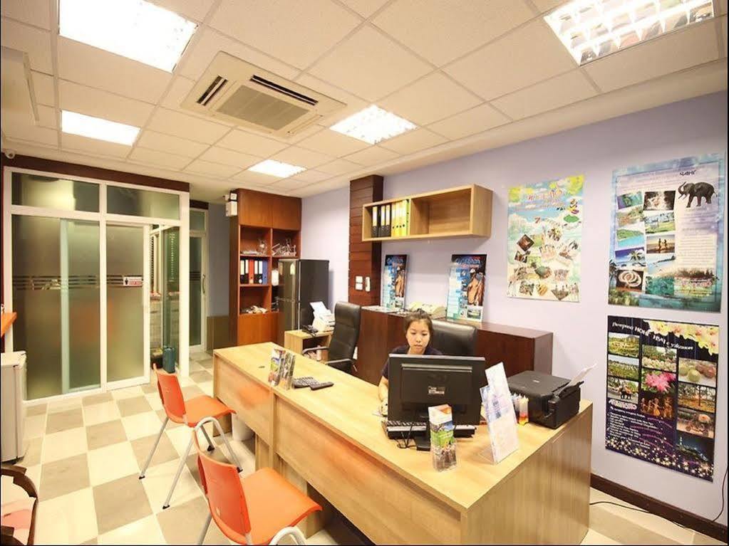 The Palm Delight Lodge Джомтиен Бийч Екстериор снимка