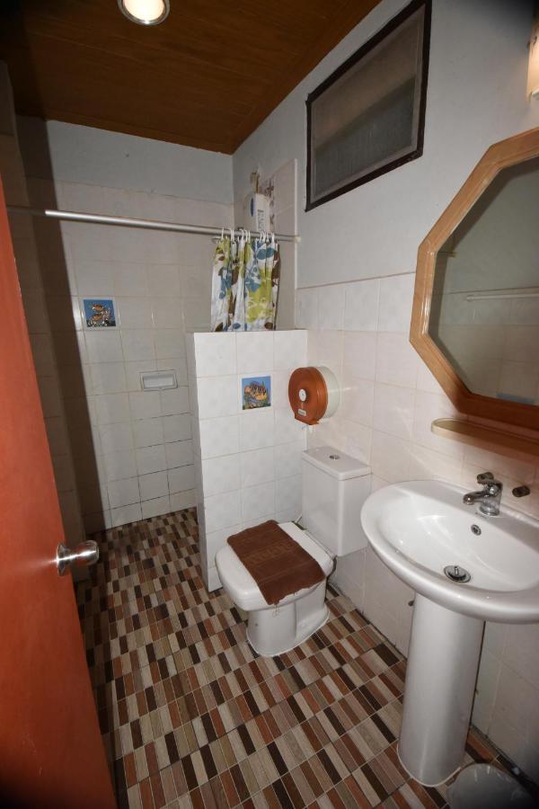 The Palm Delight Lodge Джомтиен Бийч Екстериор снимка